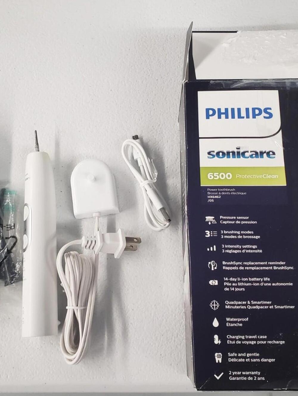 Parts only - Philips Sonicare 6500 ProtectiveClean Toothbrush White HX6462/05